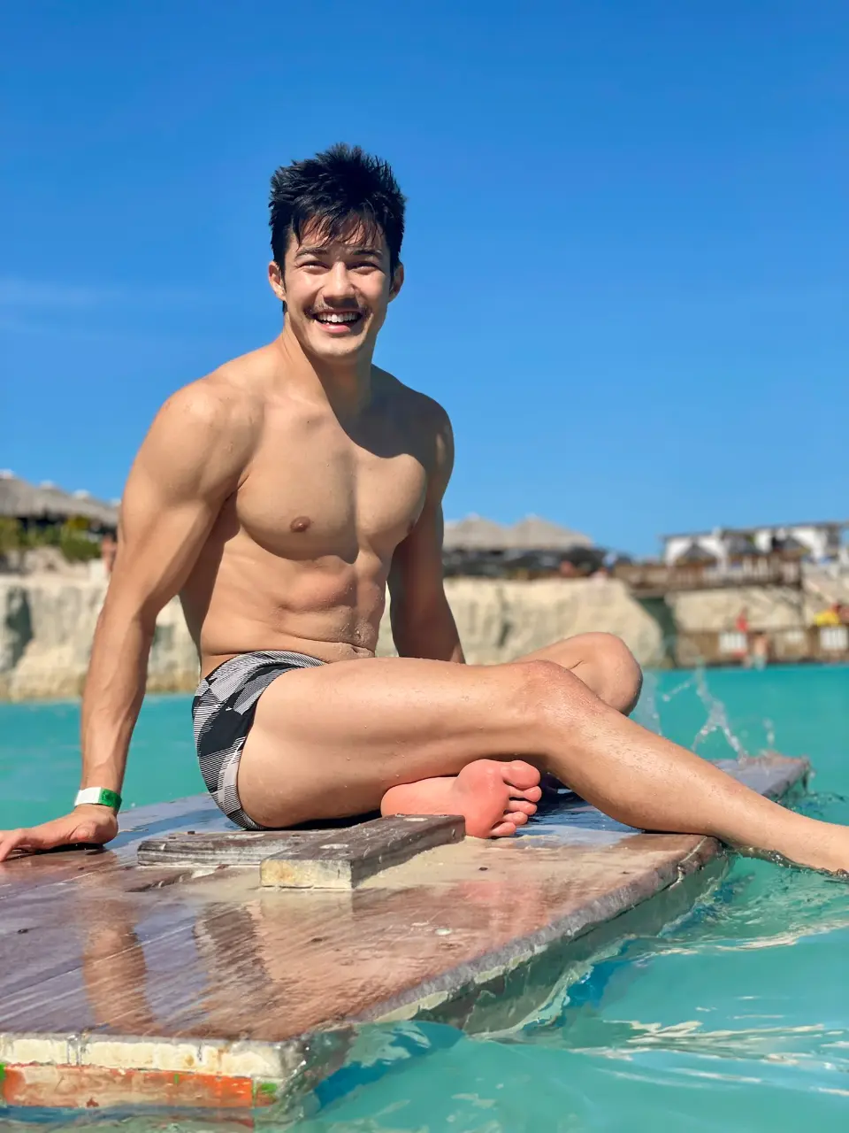 Brazilian gymnast : Arthur nory caught