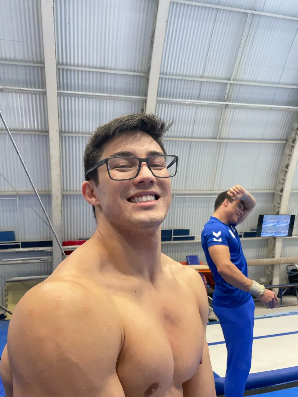 Brazilian gymnast : Arthur nory caught