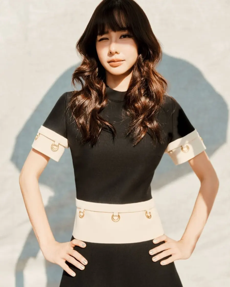 เต้ย-จรินทร์พร @ Harper's BAZAAR Singapore February 2025