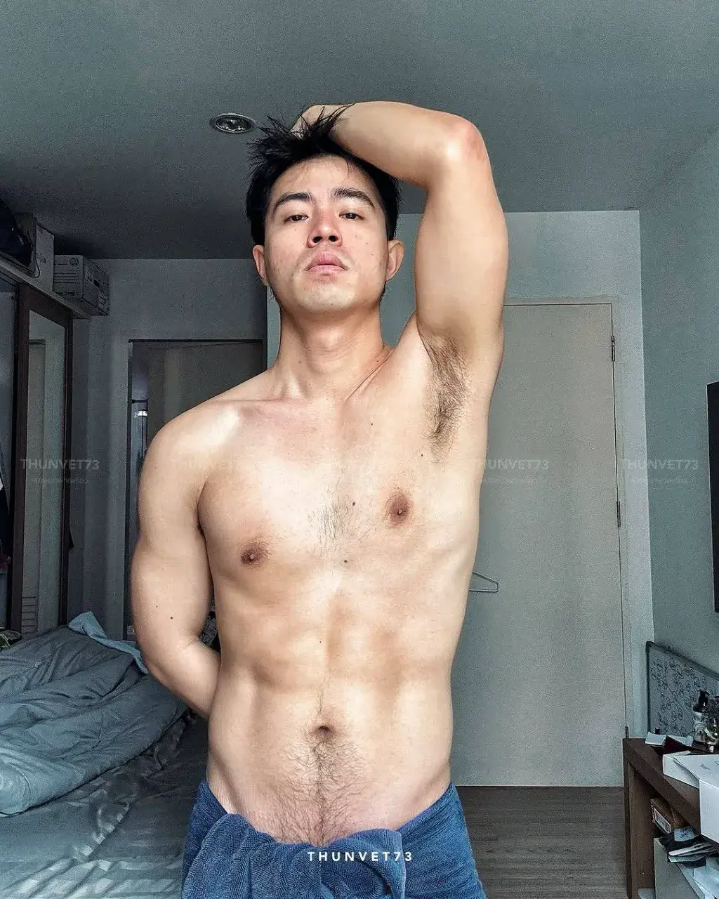 ยกแขนแล้วทำไรต่อดี