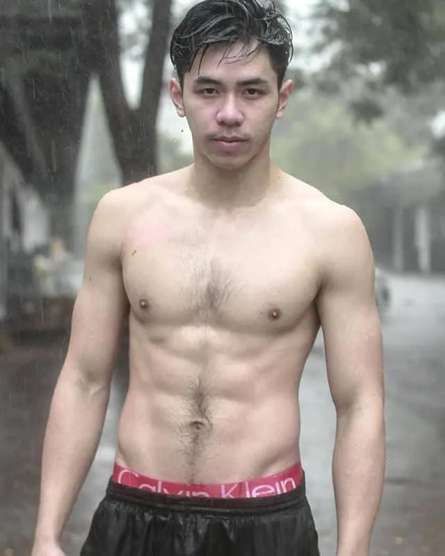 น้ำแตกแลกรัก