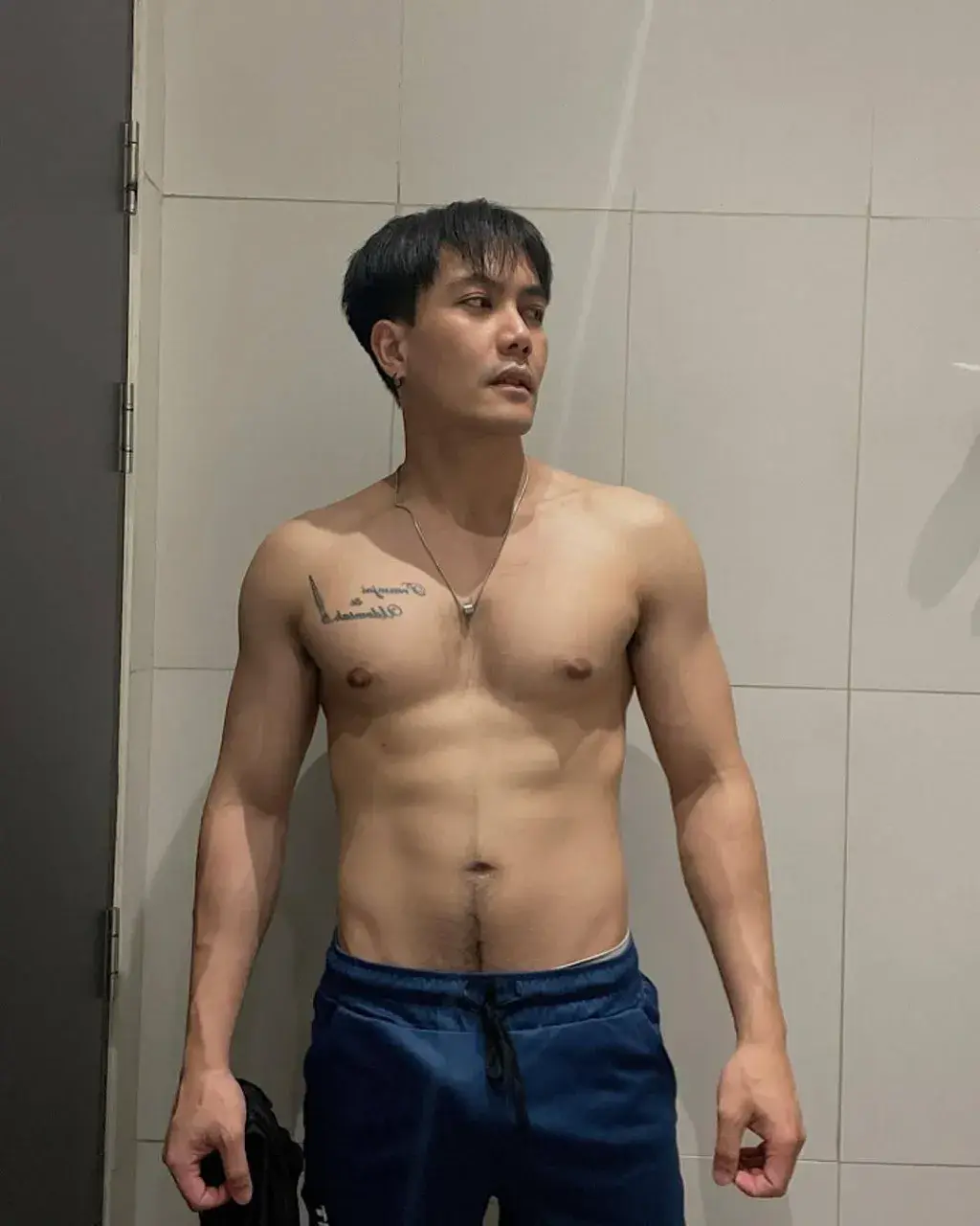 น้ำแตกแลกรัก