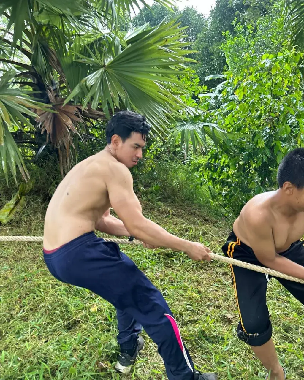 เสพรักให้พอ