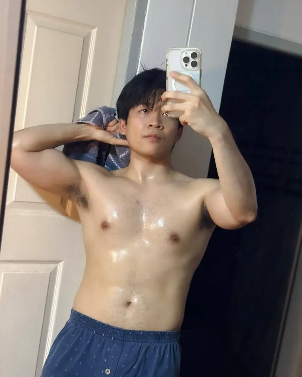 เหงื่อแตกซิกๆ