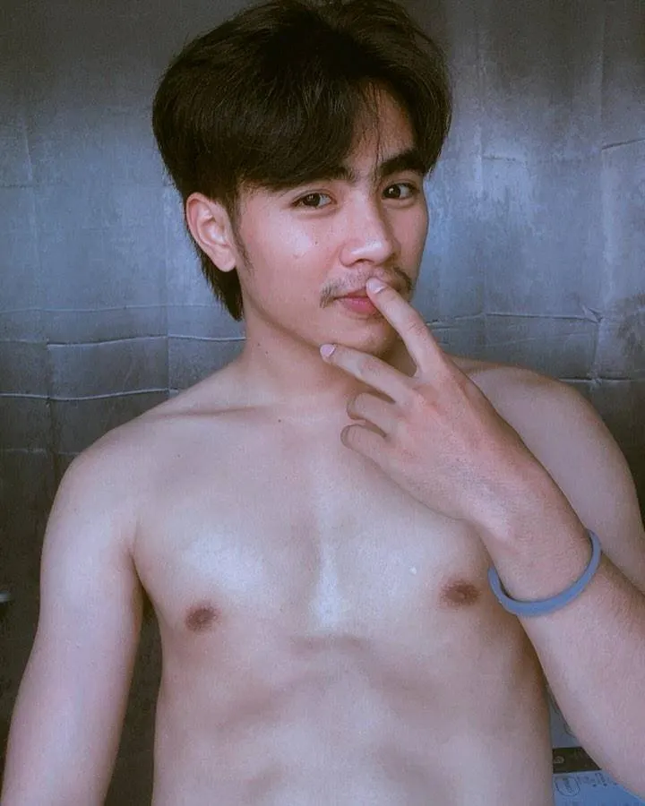 เหงื่อแตกซิกๆ