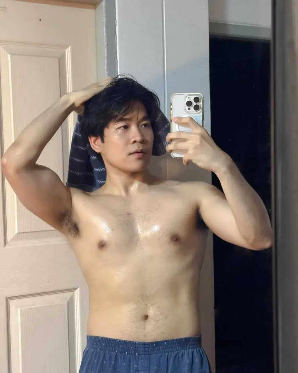 เหงื่อแตกซิกๆ