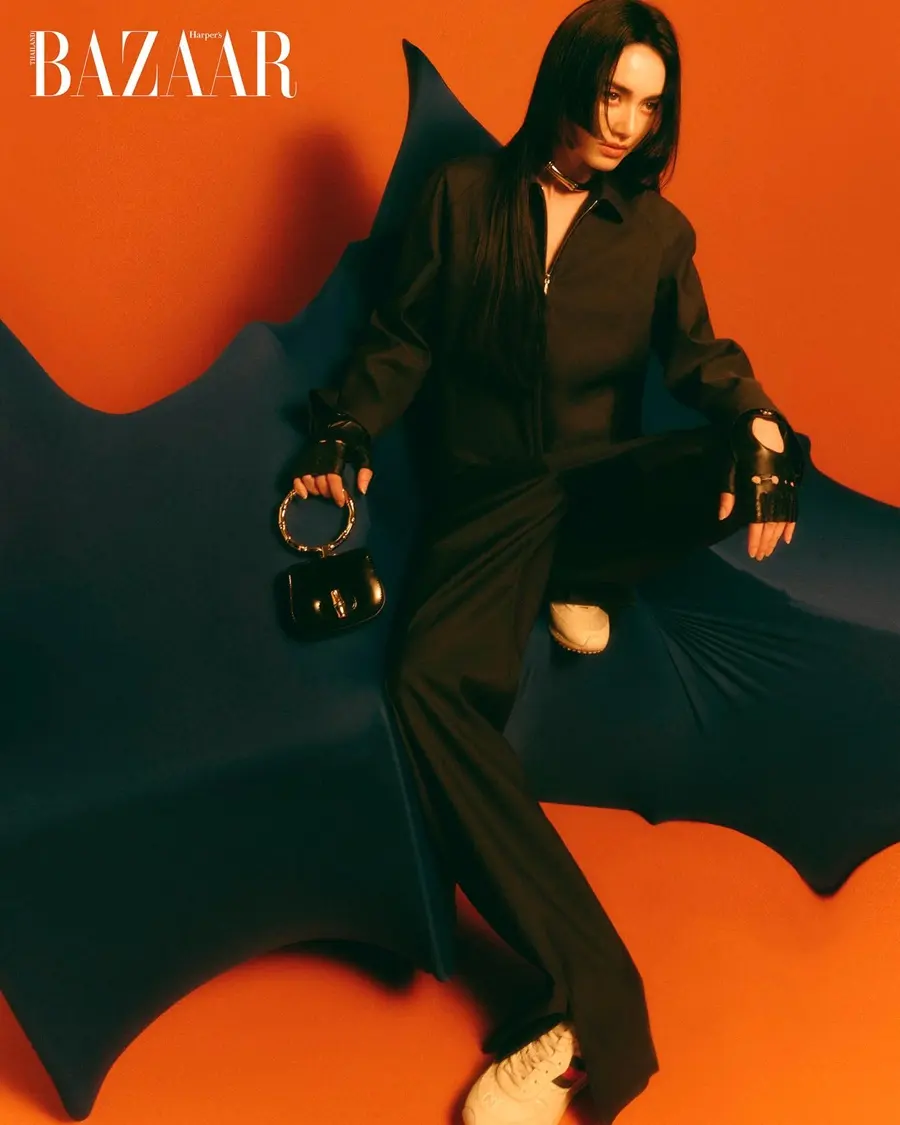 ใหม่-ดาวิกา โฮร์เน่ @ Harper's BAZAAR Thailand February 2025