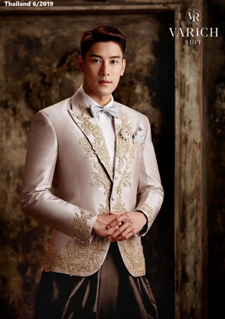 Ken Phupoom in Thai Costumes 🇹🇭