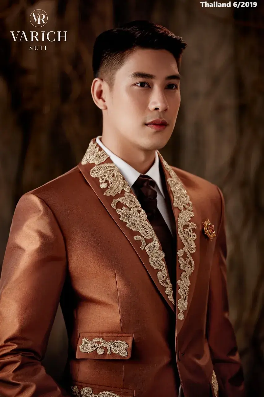 Ken Phupoom in Thai Costumes 🇹🇭