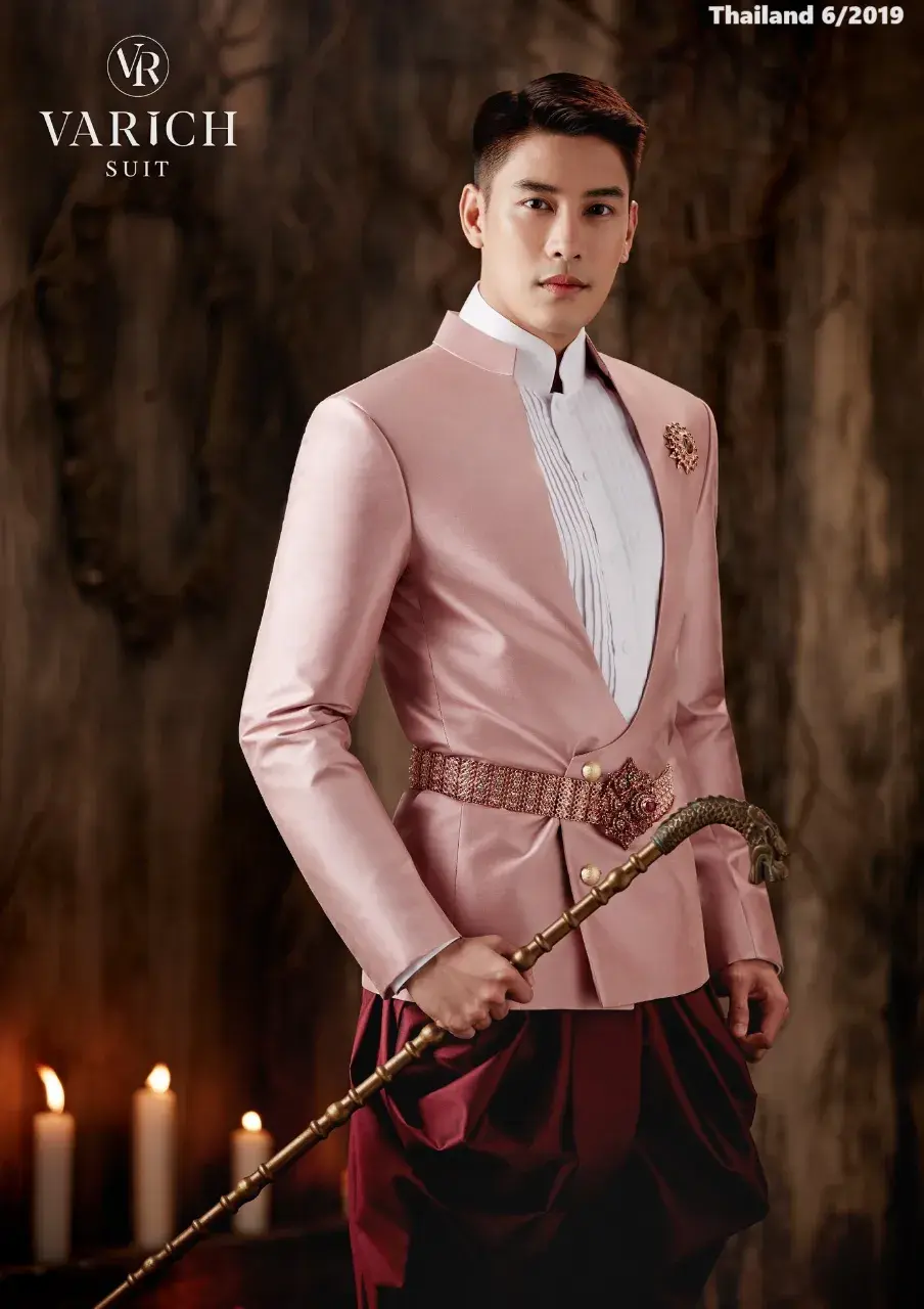 Ken Phupoom in Thai Costumes 🇹🇭