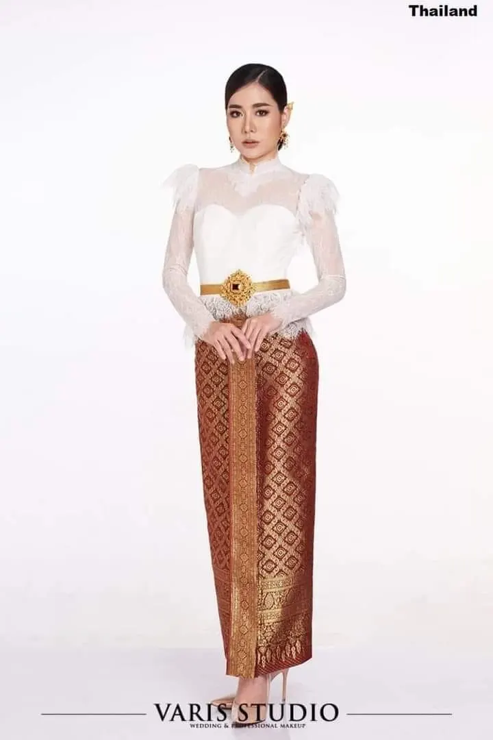 Applied Thai Traditional Outfit 🇹🇭