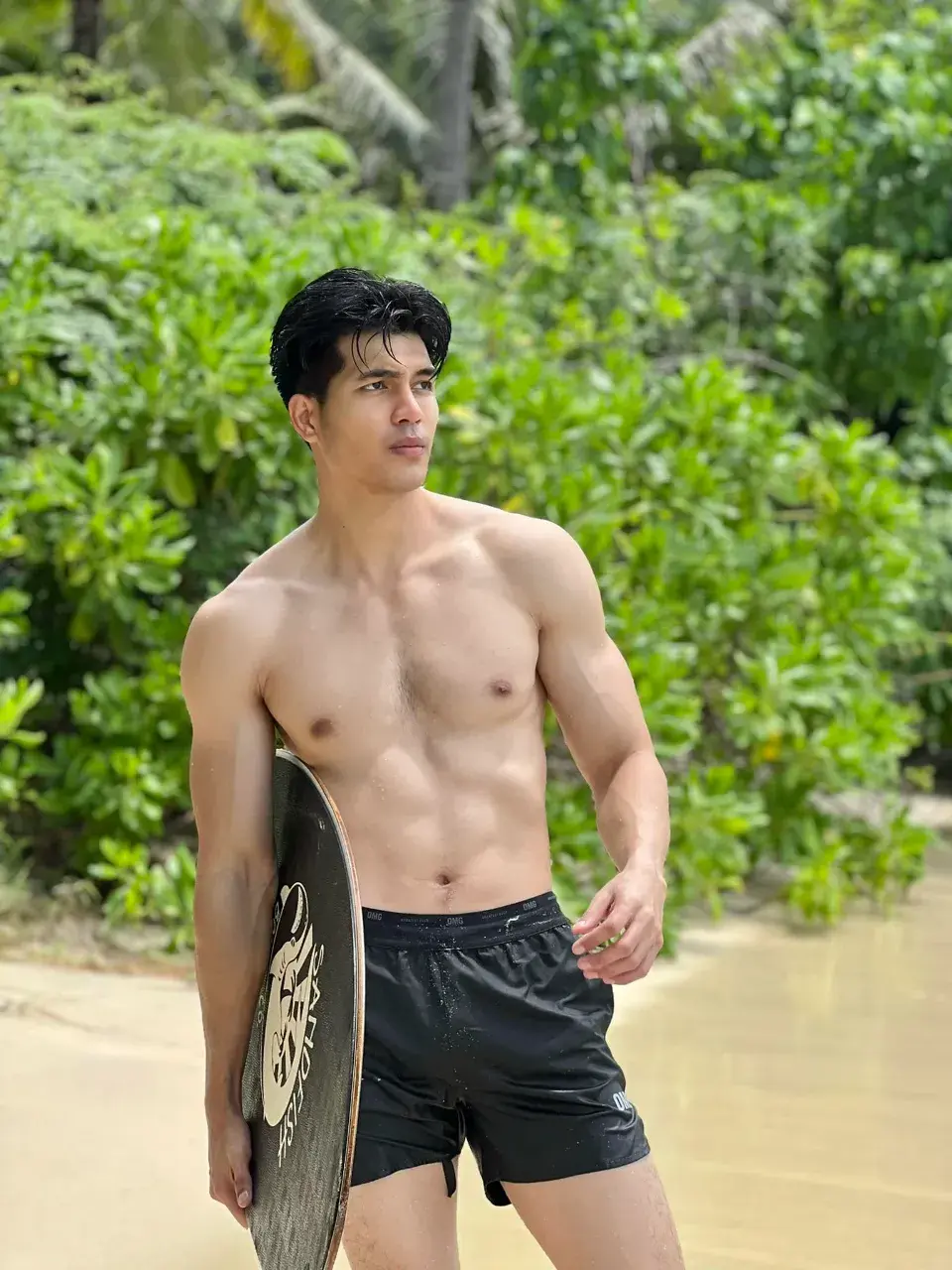 ที่รัก จะกลืนเลย