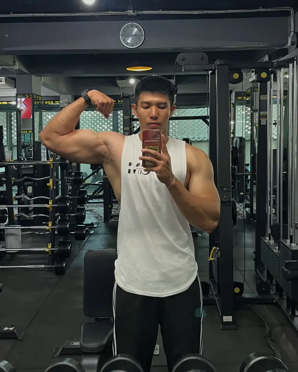 ขมก้อจะกลืนฝืน*อม