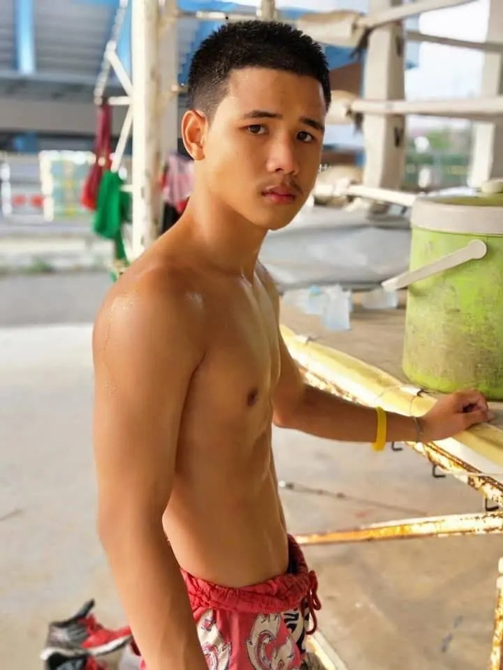 สุด