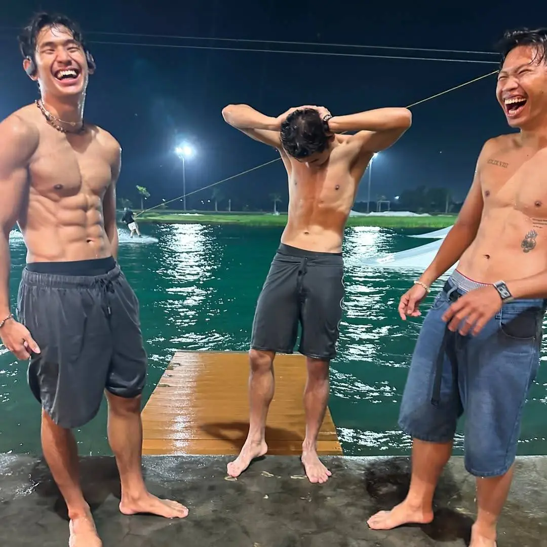 เสพติดความเสว