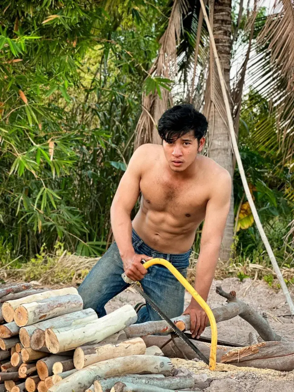ยอมเป็นทาสเธอ