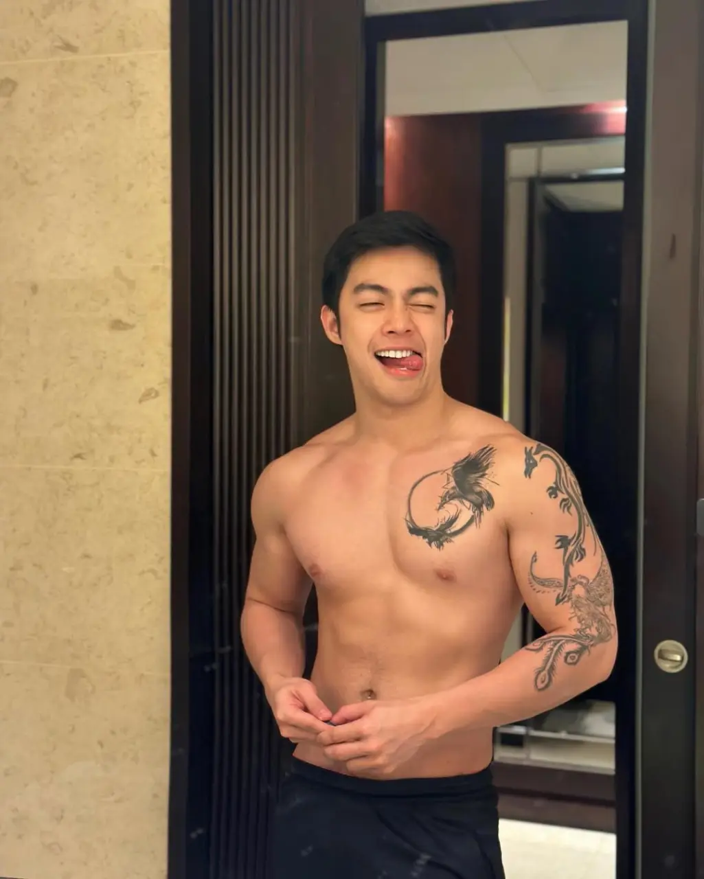 Cool GUY : Jc Velez Zamora Roxas