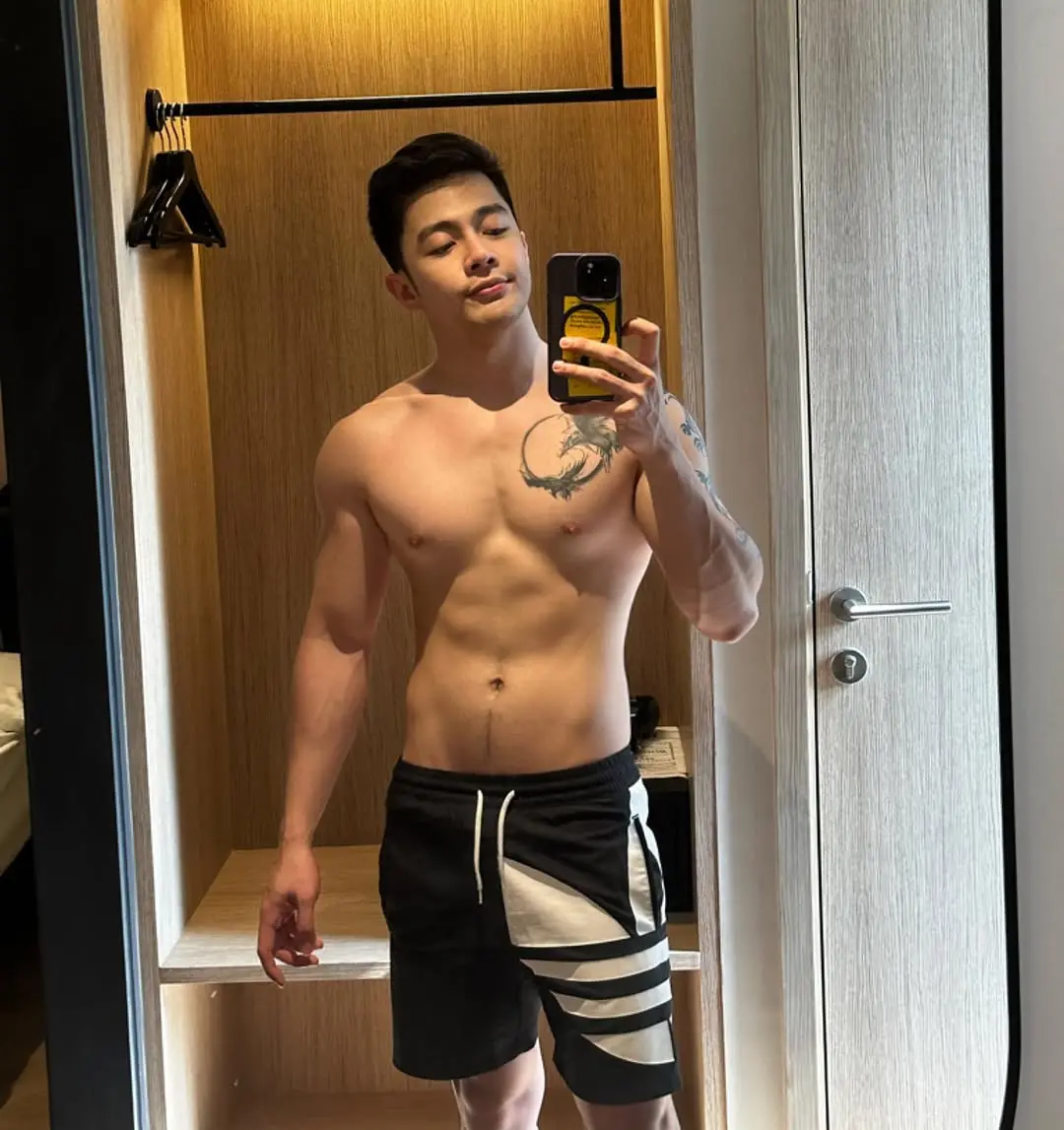 Cool GUY : Jc Velez Zamora Roxas