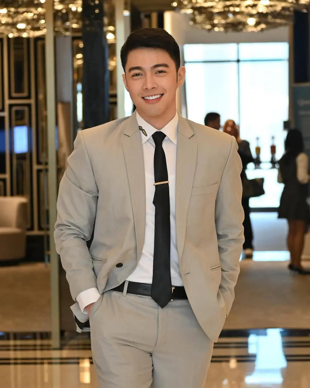 Cool GUY : Jc Velez Zamora Roxas