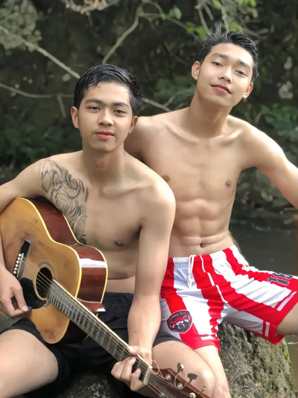 มวยโค้กน้ำทะลัก