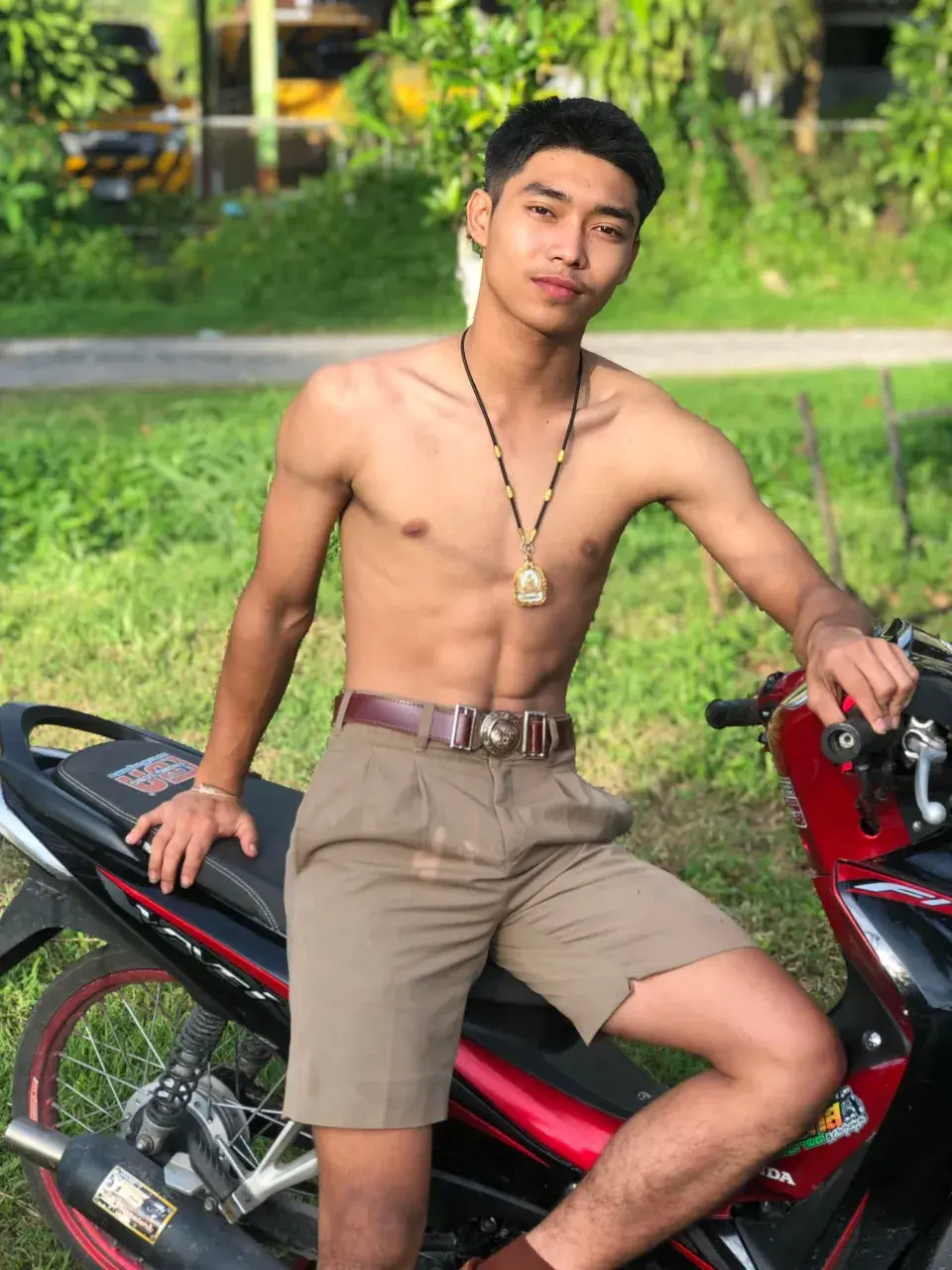 มวยโค้กน้ำทะลัก