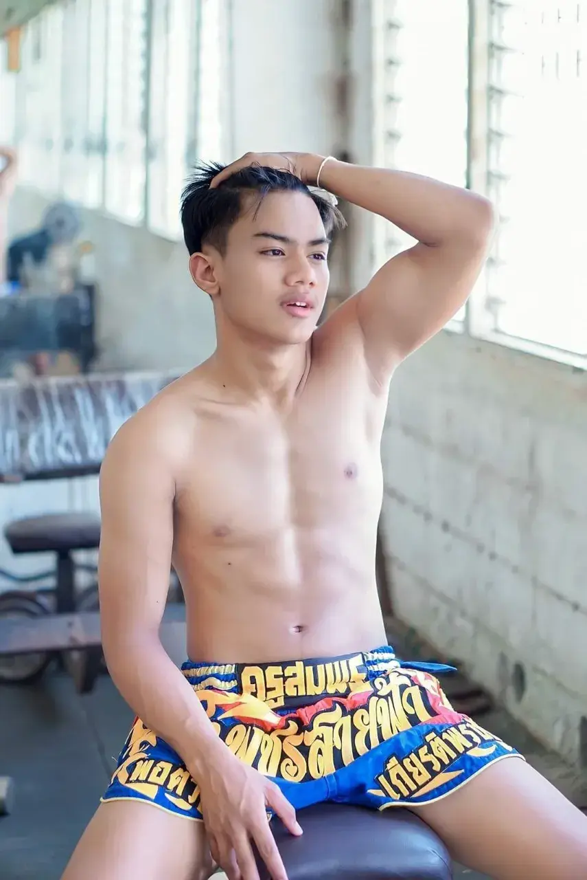 อวยคมดมไข่