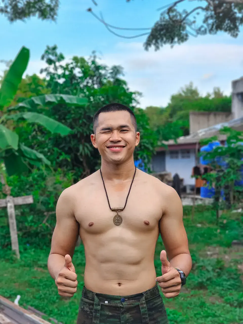 อวยคมดมไข่