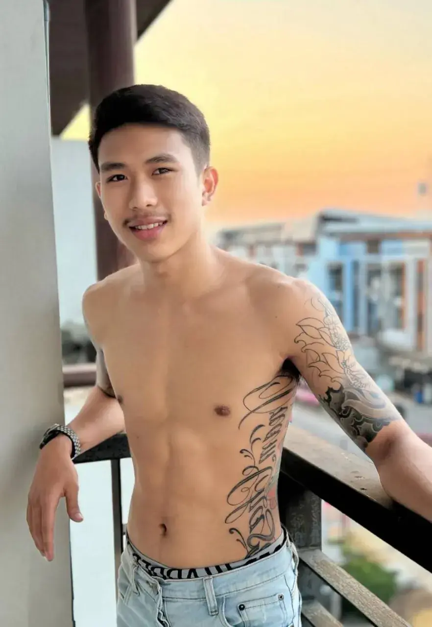 อมกล้วยแล้วอวยคม