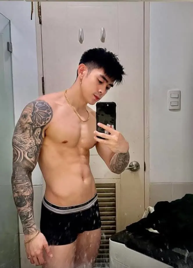 ถอดโชว์เรือนร่าง 2926