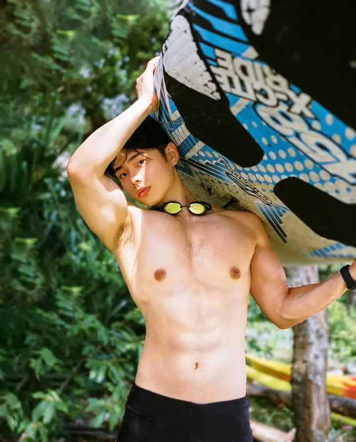 ถอดโชว์เรือนร่าง 2926