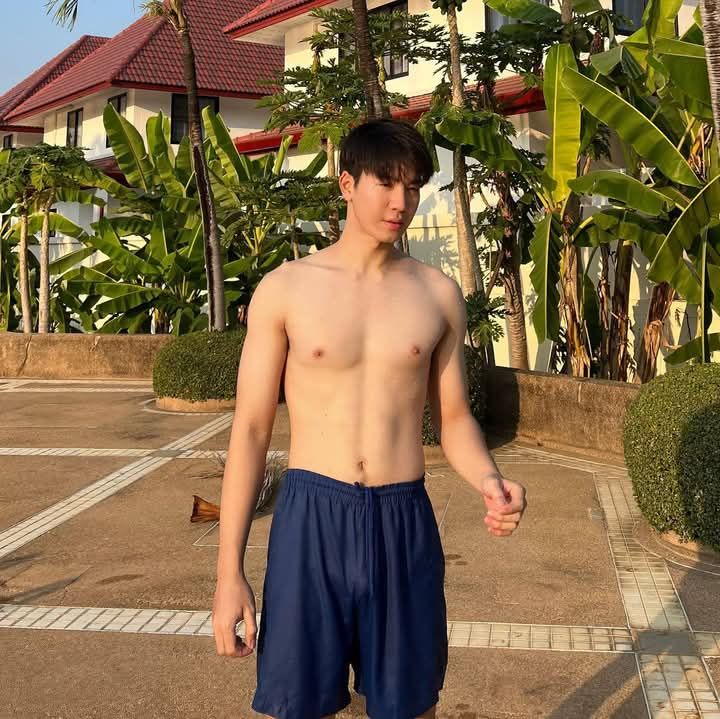 ถอดโชว์เรือนร่าง 2928