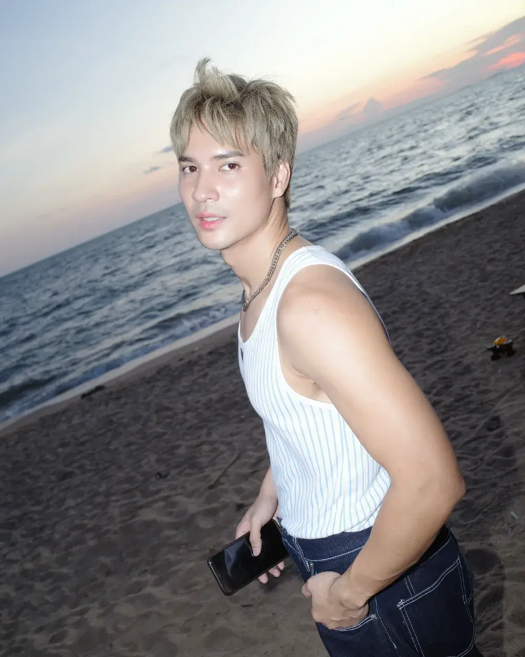 อ่าาาส์