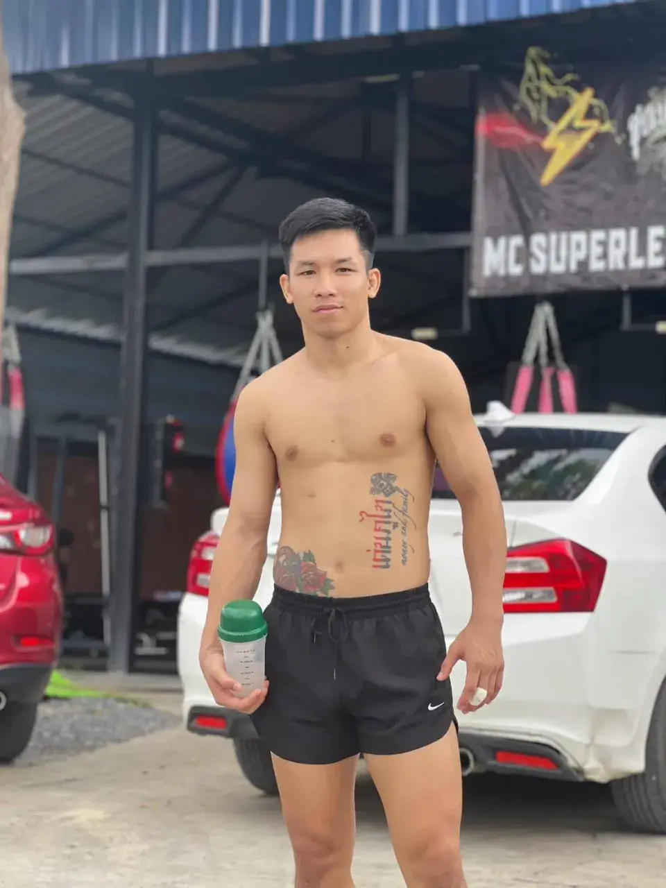 นักมวยคงรวยใหญ่