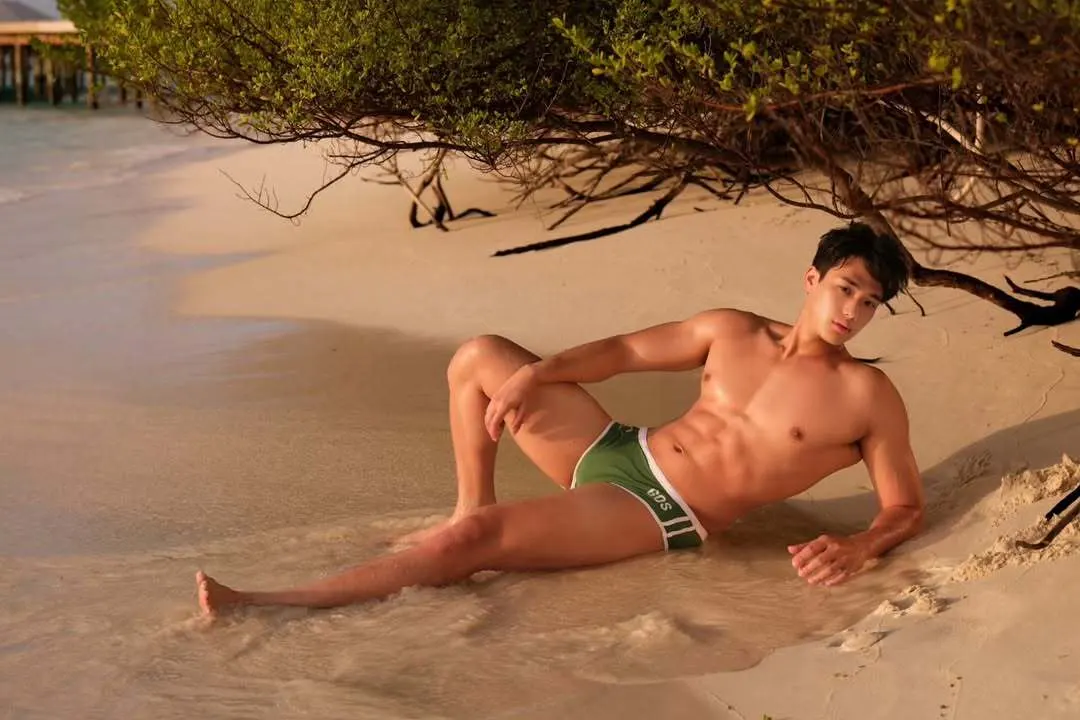Cool GUY : Kanapol Treesongkiat