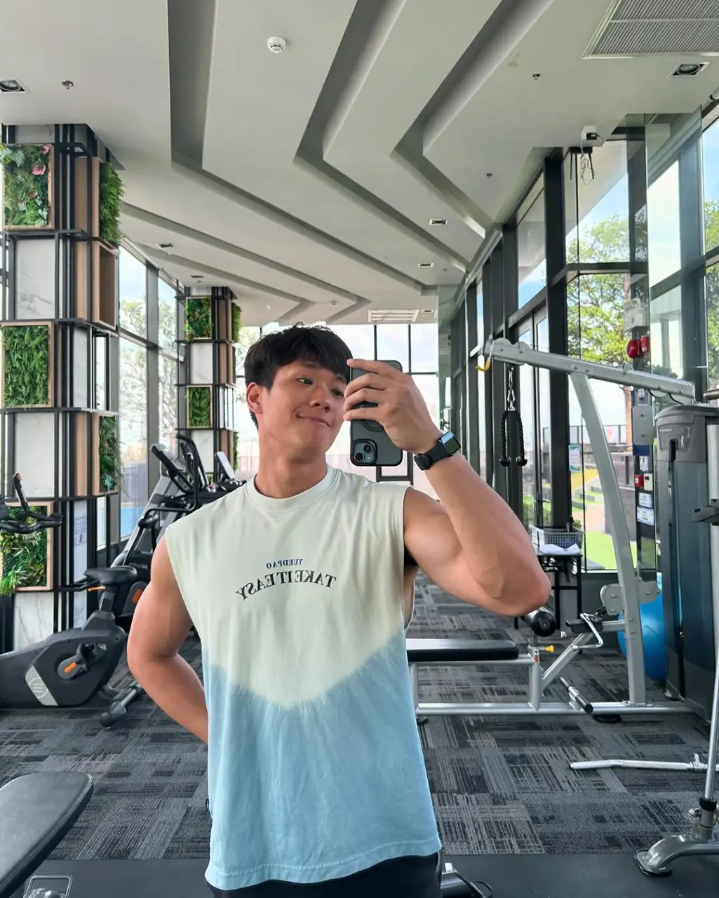 Cool GUY : Kanapol Treesongkiat