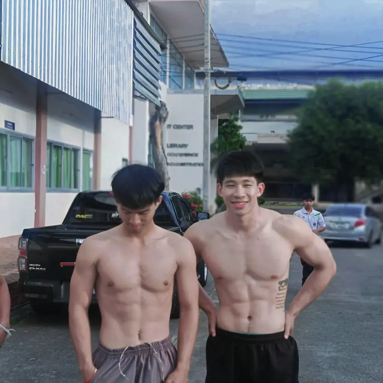 เซตนี้กรุบๆกรอบๆ