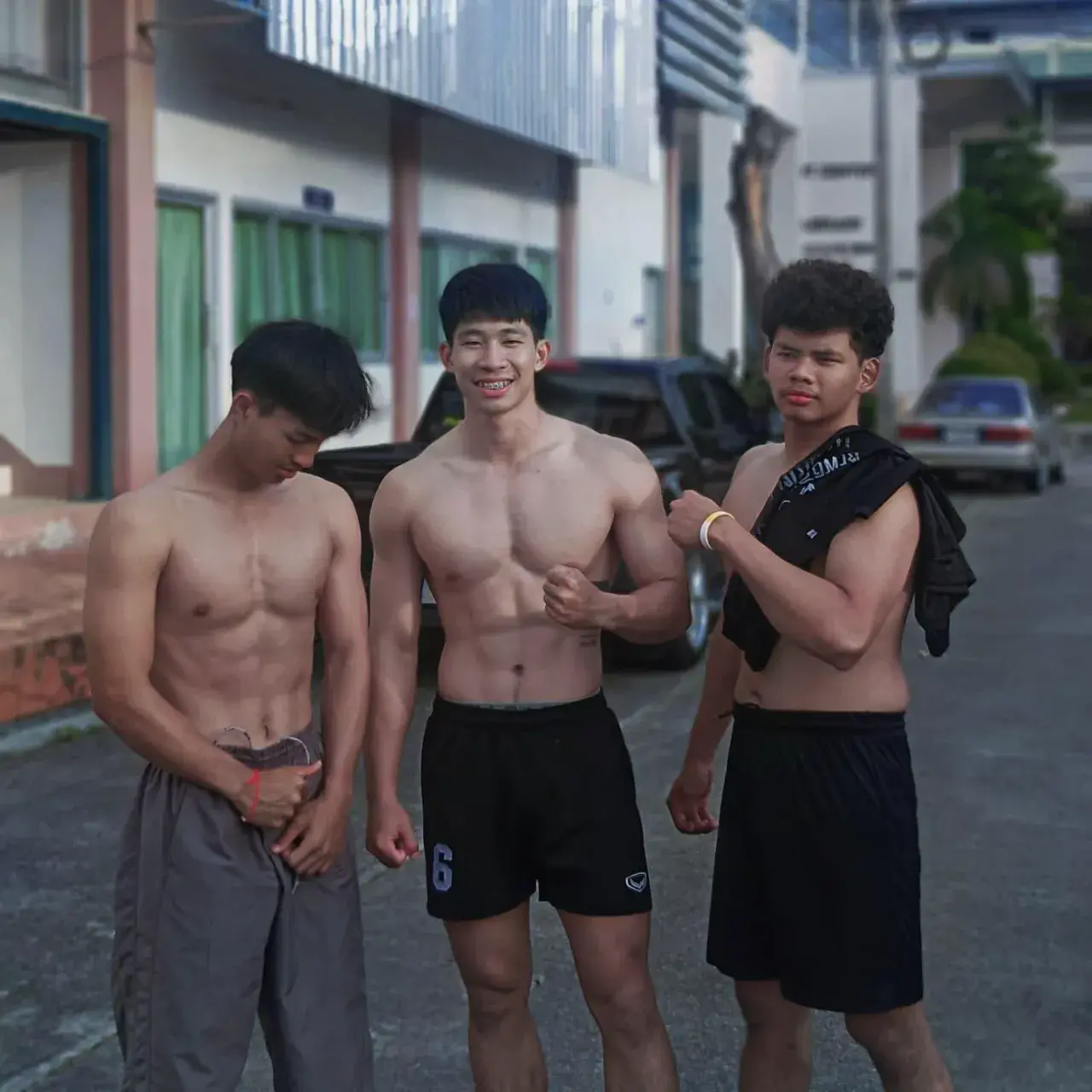 เซตนี้กรุบๆกรอบๆ