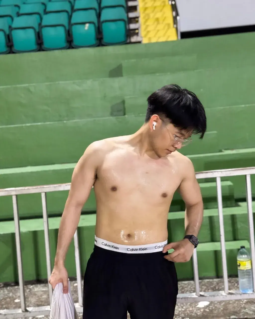 อวยคมดมไข่