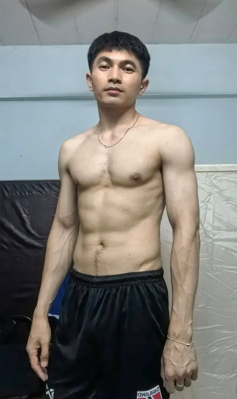 หล่อเล็กๆแต่เด็ดระดับ100