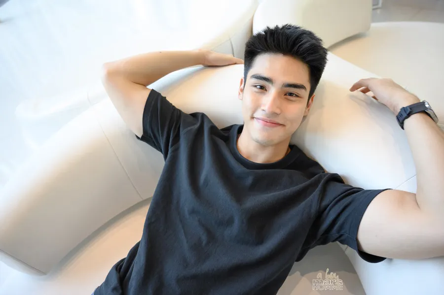 ไม่ถอดแต่โคตรเสว