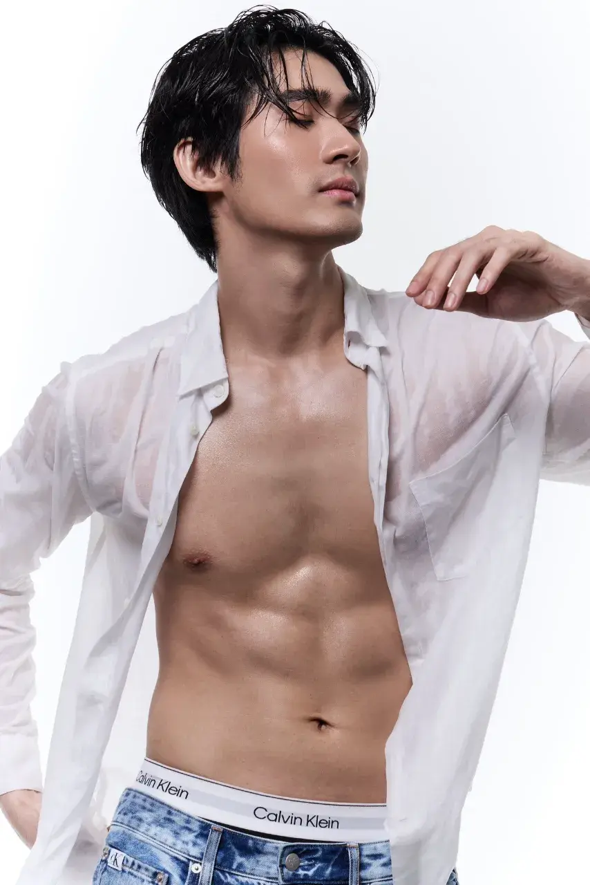 ท่อนบนชวนฝัน