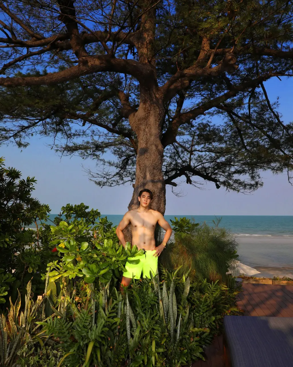พระเอก บิ๊ก กล้ามเสวว