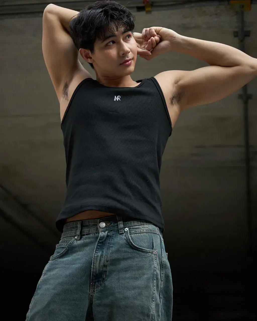 ล่ำน่ากอดน่ากัดงัมๆ
