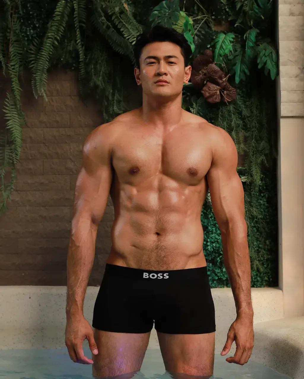 ฝูงผีเสื้อบินในท้อง