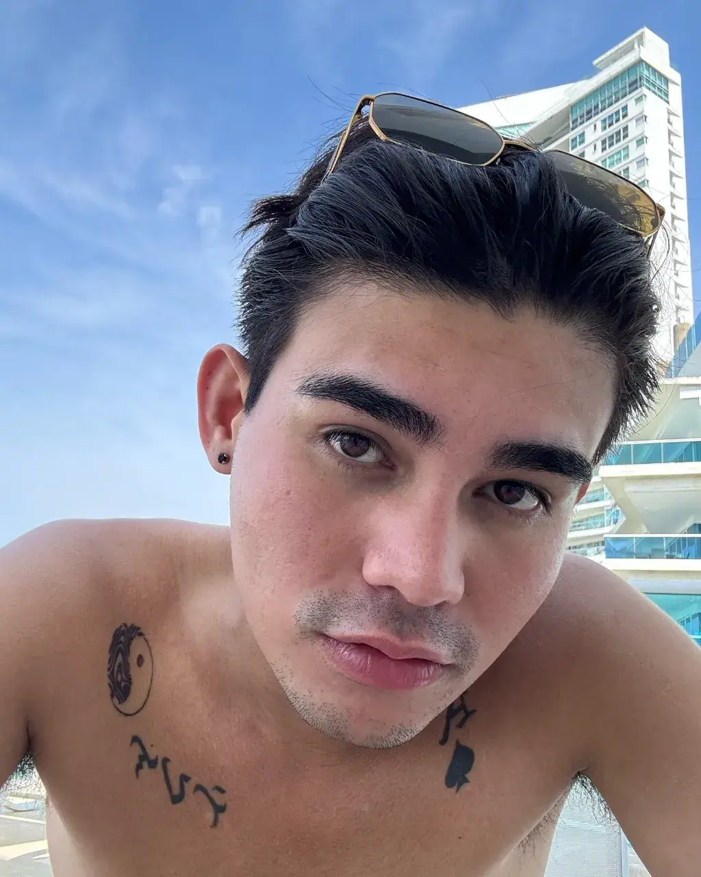 ละมุนแฝงความดุดัน