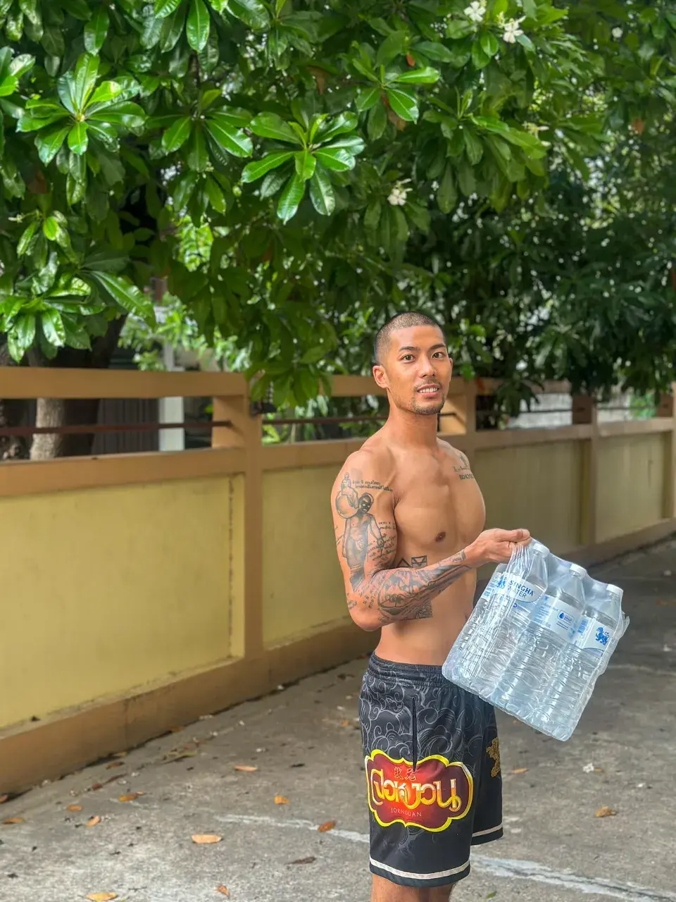 ภาพนิ่งแต่สั่น100เม็ด