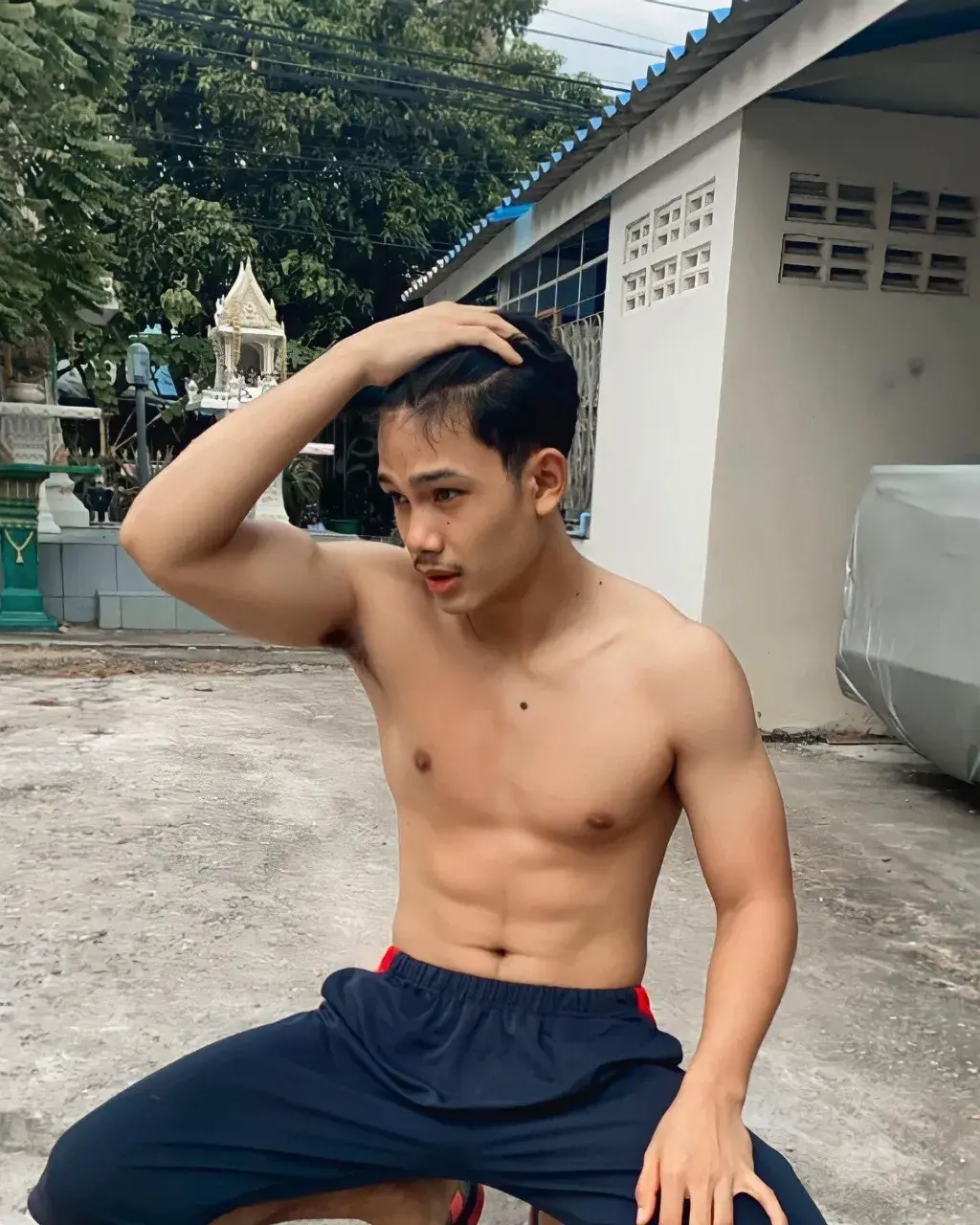 ดูดเลียนมอมคย