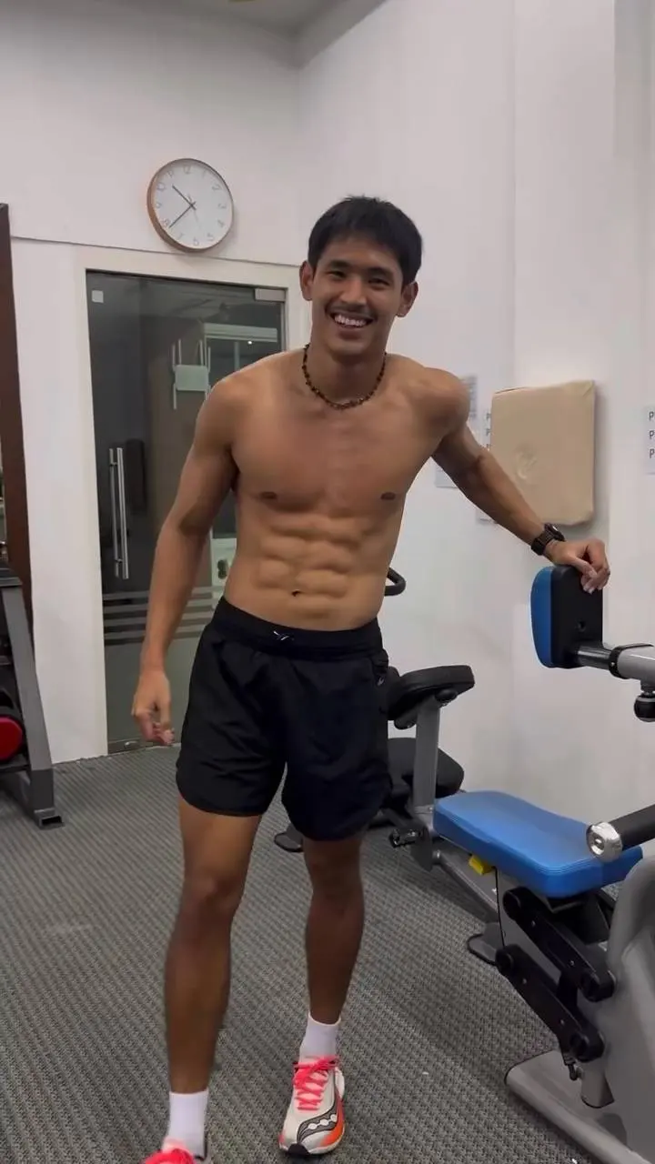 น้องออกกำลังกายพี่เสร็จเลย