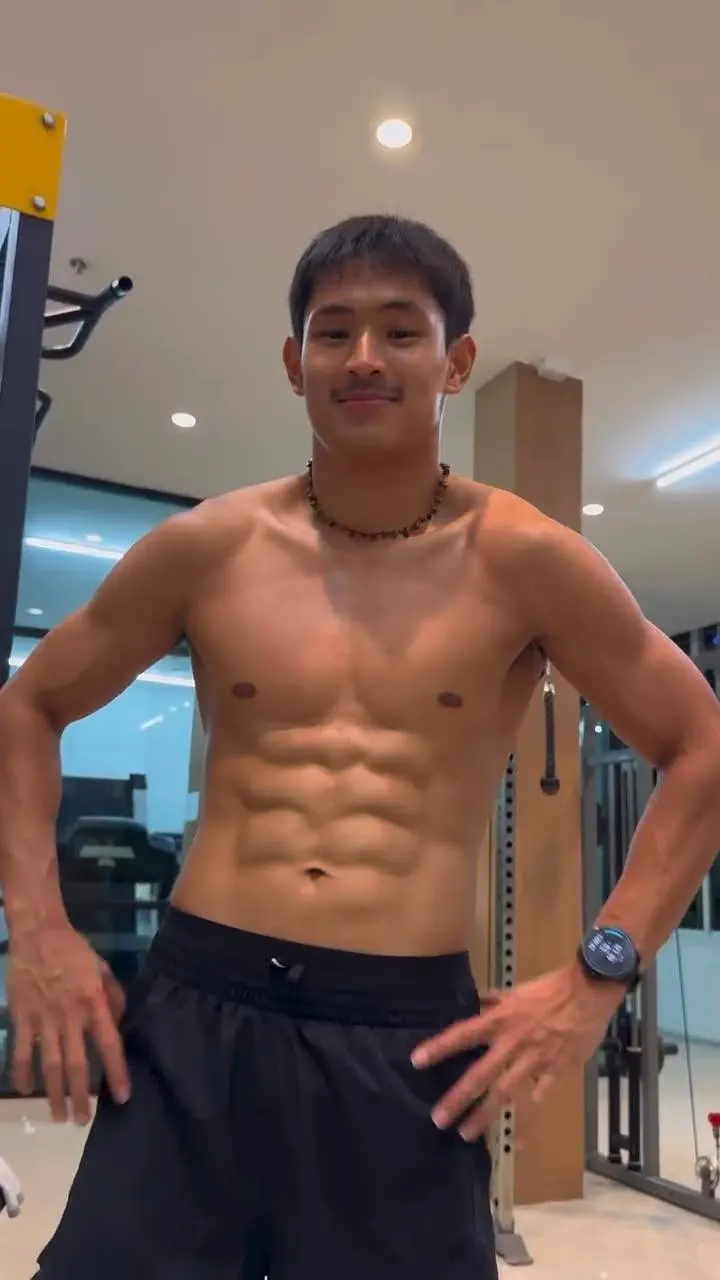 น้องออกกำลังกายพี่เสร็จเลย