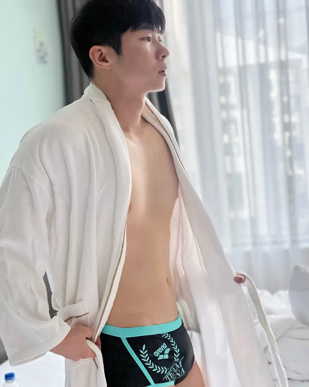 Cool GUY : Pinkmongkii